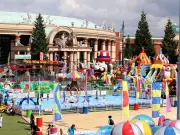 Trafford Centre Summer Fair Returns with Beach and £2.75 Splash Pool