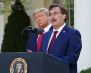 Trump Endorses MyPillow Founder Mike Lindell for Minnesota Governor