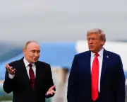 Trump Offers to Help End Ukraine War in 90-Minute Putin Call