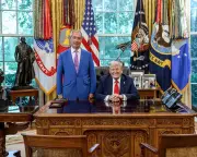 Trump's $2bn Bonanza Heralds Rise of Political Grifters Across the West
