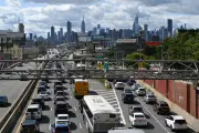 Two killed, 20 injured in Long Island Expressway crash in Queens