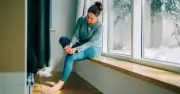 Two signs on your feet that reveal how well your body is working
