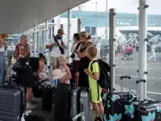 UK airports open e-gates to children aged eight and nine from today