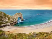 UK Beach Compared to Algarve Named One of World's Best
