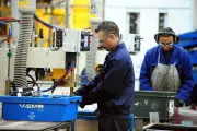 UK Factory Output Hits 21-Month High Amid Stockpiling Ahead of Iran War Price Rises