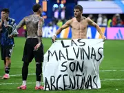 UK Government Demands FIFA Probe Argentina's Falklands Banner After World Cup Semi