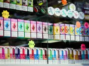 UK Government Proposes 12 New Rules to Curb Youth Vaping and Smoking