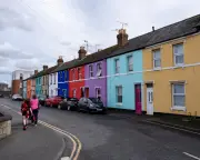 UK House Prices Rise for First Time Since Iran War