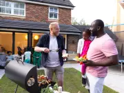 UK households urged to follow '9pm rule' to keep wasps away this summer