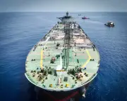 UK petrol prices rise as oil tops $90 amid US-Iran conflict