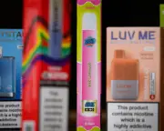 UK Plans Plain Vape Packaging and Flavour Restrictions to Curb Youth Appeal