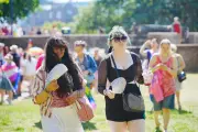 UK retail sales get heatwave and online shopping boost in June