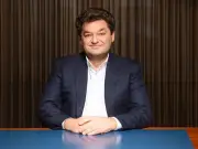 Ukrainian Oligarch Accuses Kyiv of Bomb Attack That Injured Family