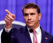 US to Target 'Birth Tourism' After Supreme Court Upholds Birthright Citizenship