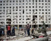 Venezuela Earthquake: Fury at Government Response Amid Rubble of Housing Project