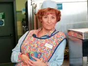 Victoria Wood's Dinnerladies Stage Adaptation Comes to Manchester with Les Dennis