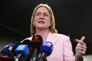 Victorian Premier and Opposition Leader Face Uphill Battle to Win Over Voters
