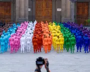 Weekend photos: rainbow tribute, Commonwealth Games, Berlin van attack