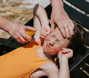 Why Sunscreen Stings and How to Choose a Comfortable SPF