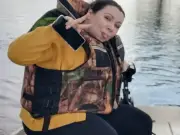 Woman loses 100lbs in a year after holiday photo forces her to overcome needle phobia