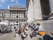 Yellow heat alerts for 6 UK counties as temperatures to hit 30C
