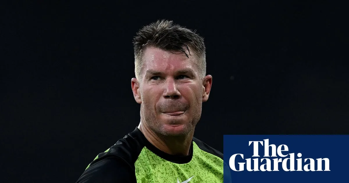 David Warner charged with drink-driving after alleged Sydney breath test