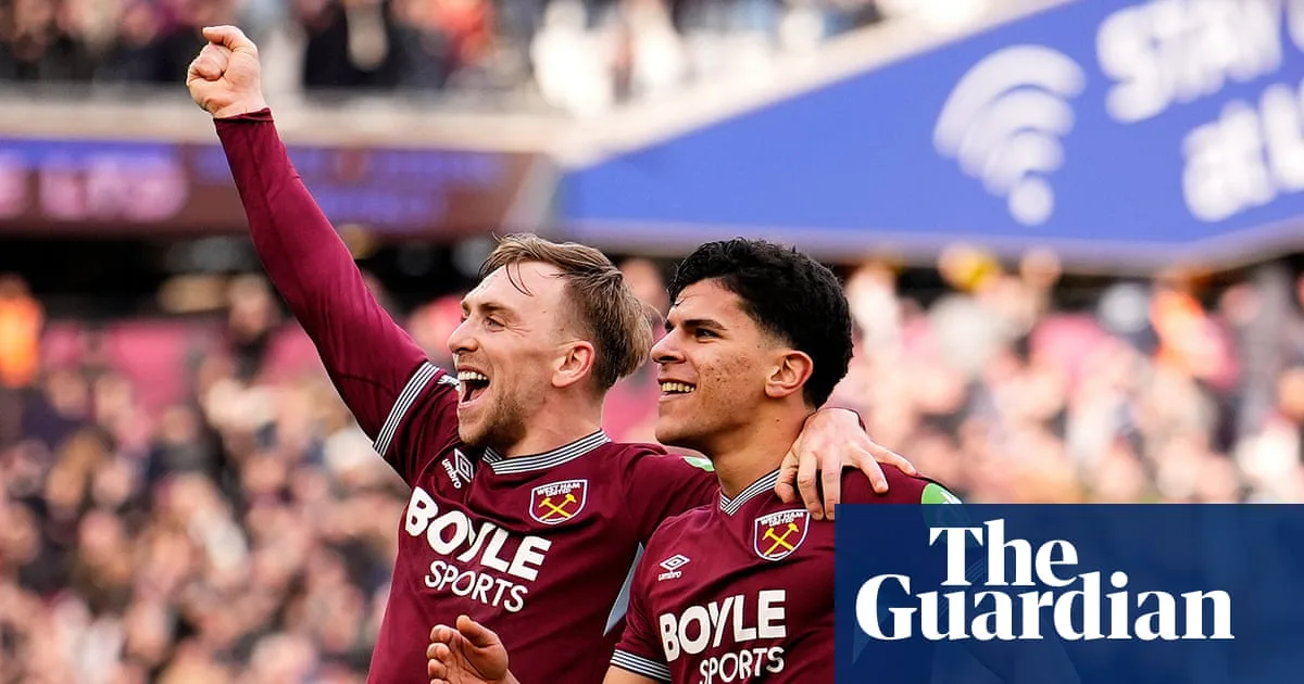 West Ham climb off bottom three with emphatic win over Sunderland