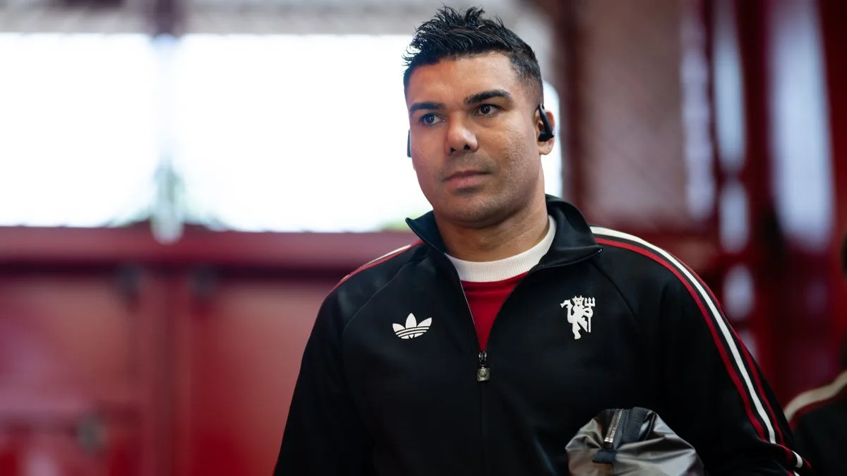 Casemiro opens up on difficulty of mentoring Mainoo in social media age