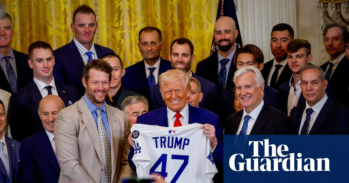Dodgers' White House visit stirs conflict among fans amid immigration raids