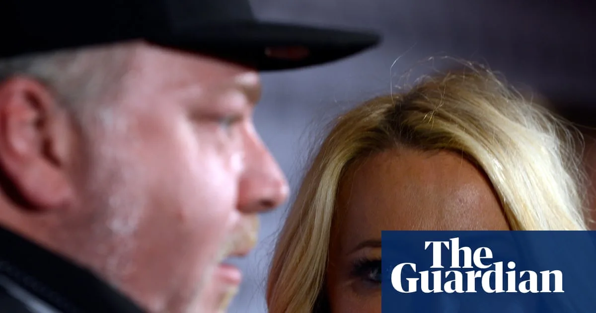 Kyle and Jackie O Show pulled from air after Sandilands misconduct claim