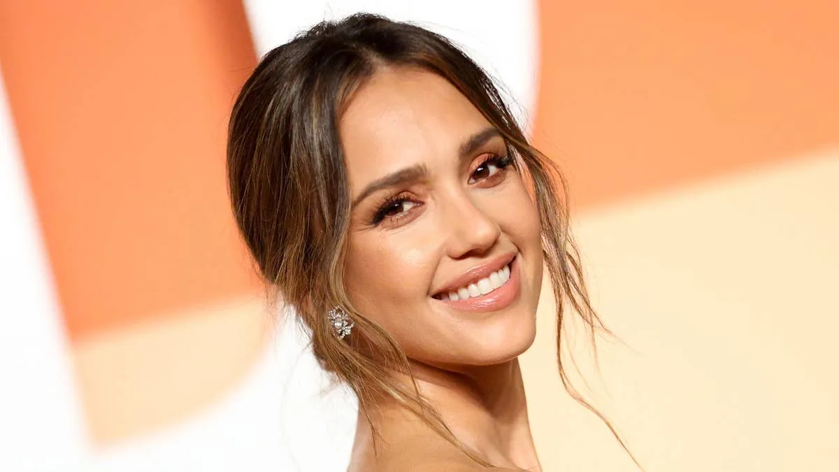 Jessica Alba stuns in bikini during Italian getaway with partner Danny Ramirez
