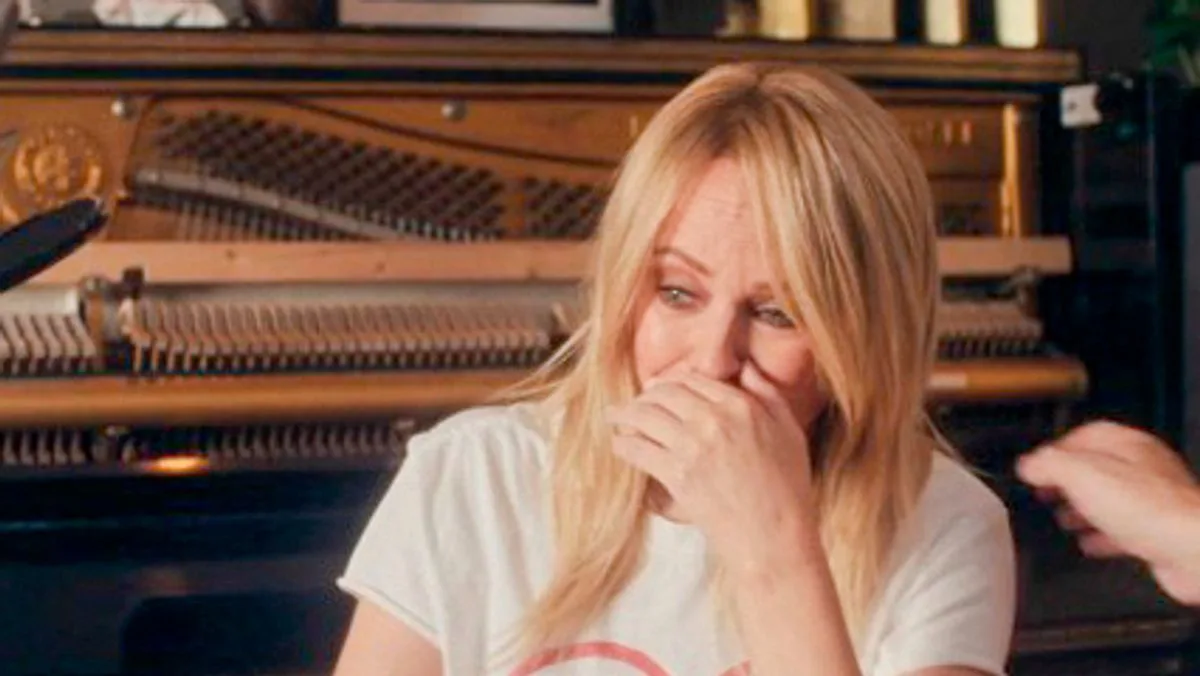 Kylie Minogue reveals she delayed chemotherapy to try for a baby via IVF