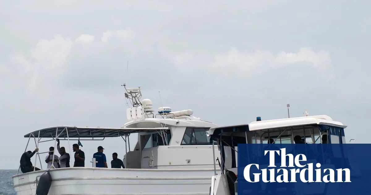 Bodies of four Italian divers found in Maldives cave
