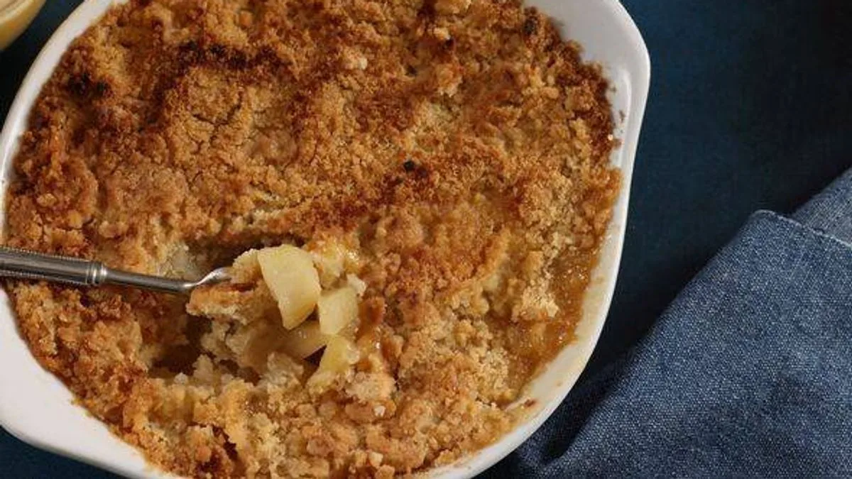 Mary Berry's apple crumble recipe praised as 'the best' by home bakers