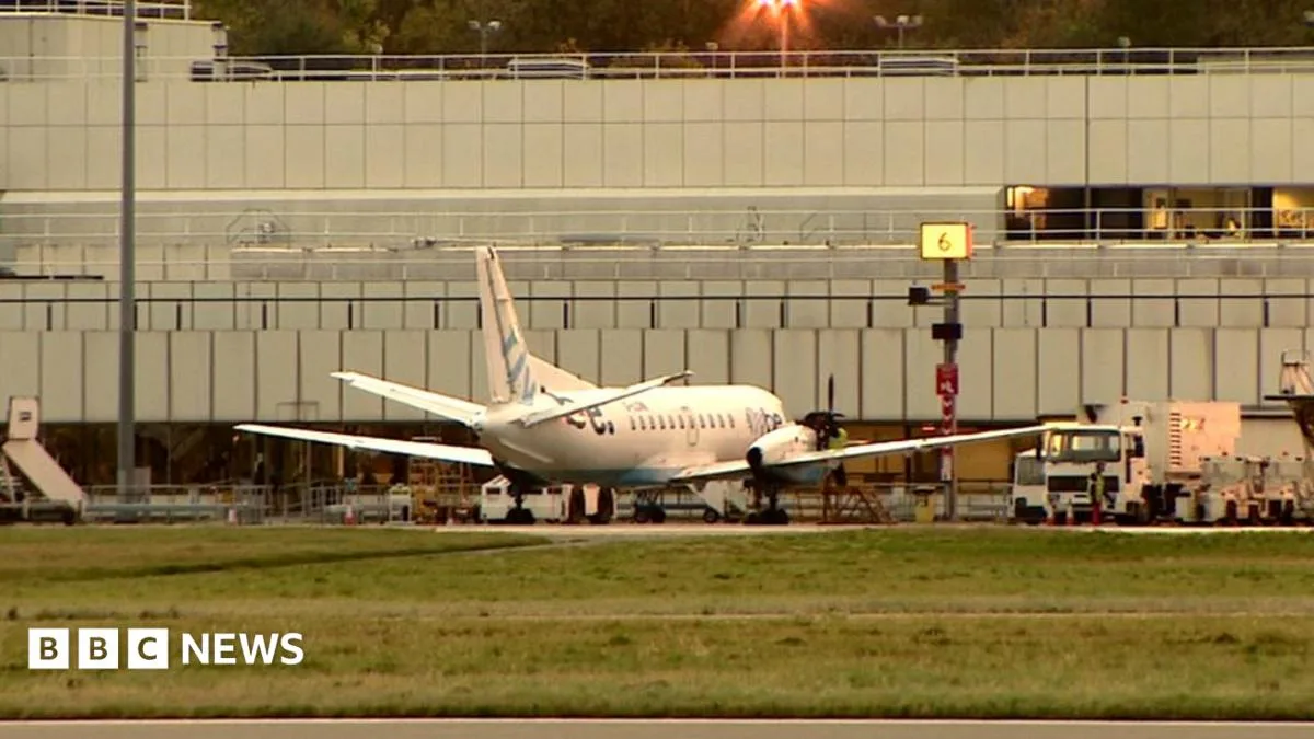Glasgow to Sumburgh flight makes emergency landing at Aberdeen
