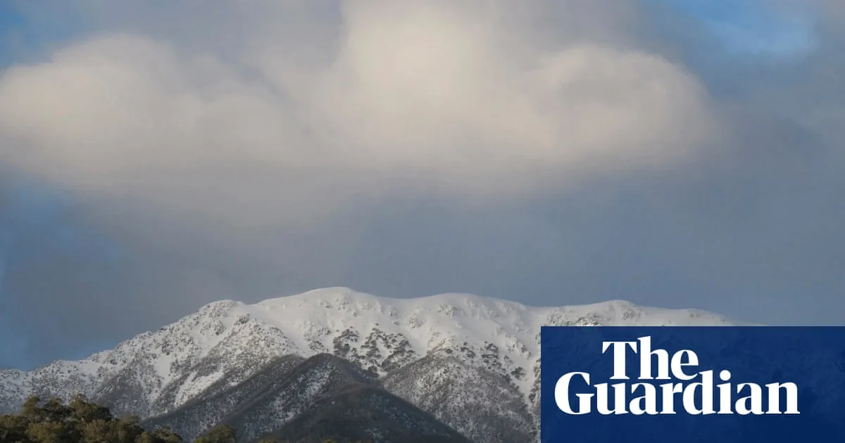 Two women found dead in Victorian high country after 'blizzard conditions'