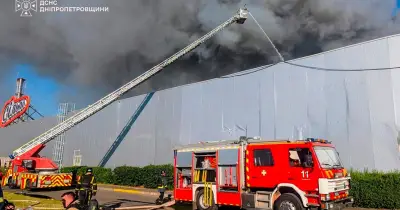 15 killed and 130 injured by Russia drone strike on shopping mall in Zelenskyy's hometown