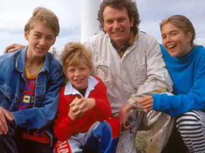 90s Kids' Show Round the Twist Returns to Streaming in Weeks