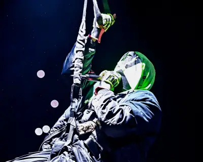 A$AP Rocky review – arena spectacular with helicopters but little sense of direction