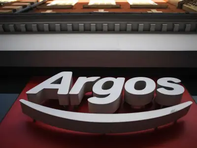 Argos 20-piece kitchen set drops to £12 for students with cashback deal