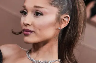 Ariana Grande thanks fans at O2 gig after announcing break from public life