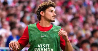 Arsenal handed Julian Alvarez deadline as Marli Salmon signs pro deal