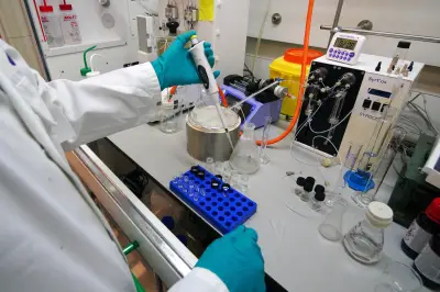 AstraZeneca halts lung cancer trial after heart drug setback
