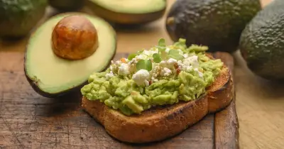 Avocado Breakfast Without Toast: 2-Ingredient Upgrade