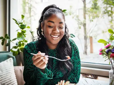 Best Time to Eat Dinner for Better Health Revealed