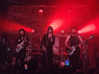 Blossoms prove they're Greater Manchester royalty at intimate Deaf Institute gig