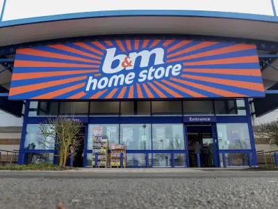 B&M's £35 Garment Rack Offers Compact Storage Solution