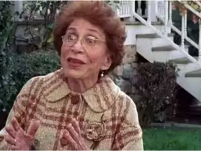 Bunny Levine, Gilmore Girls and La La Land actress, dies aged 97