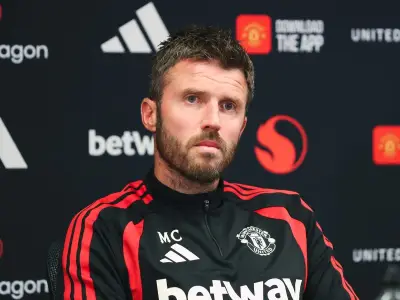 Carrick: No Man Utd departures expected before transfer deadline