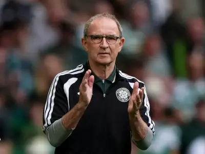 Celtic fans' surprise ovation leaves Martin O'Neill 'really pleased'